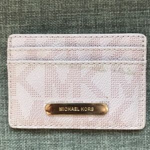 Michael Kors Bags - 1 HR SALE Michael Kors Pink ID Wallet Michael Kors Bags - 1 HR SALE Michael Kors Pink ID Wallet